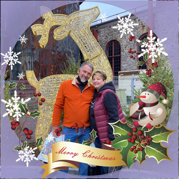 Kate Ludwig - Poshmark Profile Picture of Kate Ludwig (@kateatwork14) on Poshmark