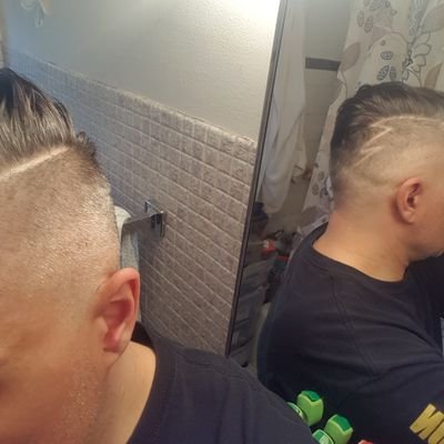 Profile Picture of Paul Palermo (@hugehanger) on Twitter