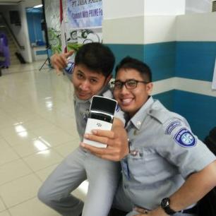 Profile Picture of Efriano David Adolf (@AdolfEfriano) on Twitter