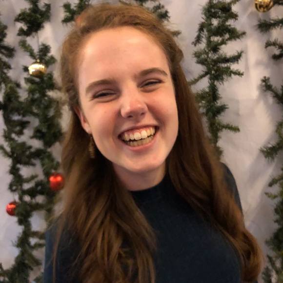 Profile Picture of Jocelyn Leafblad (@joclea0) on Poshmark