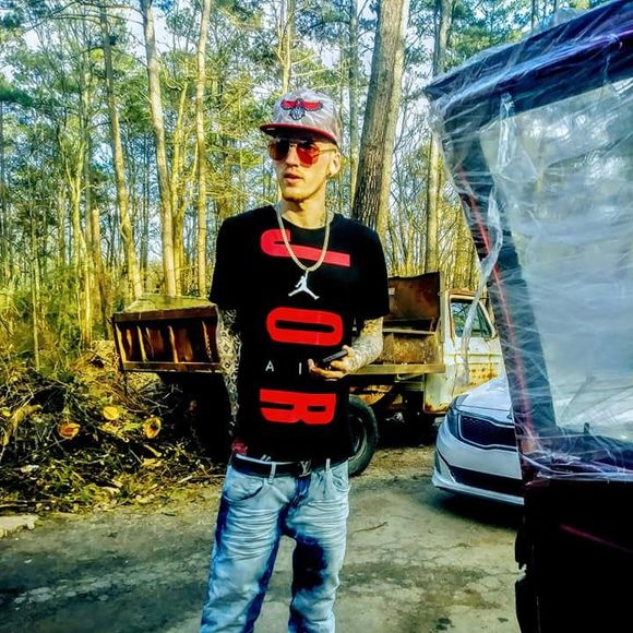 Profile Picture of Corey Samples (@corey520) on Poshmark