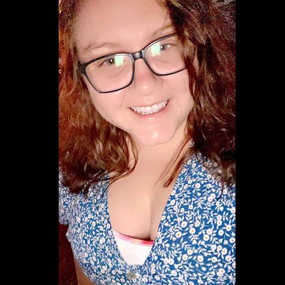 Profile Picture of Darion Bokelman (@darion_bokelman) on Poshmark