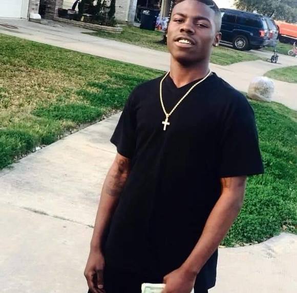 Profile Picture of Kenny Dee (@kdee47) on Poshmark