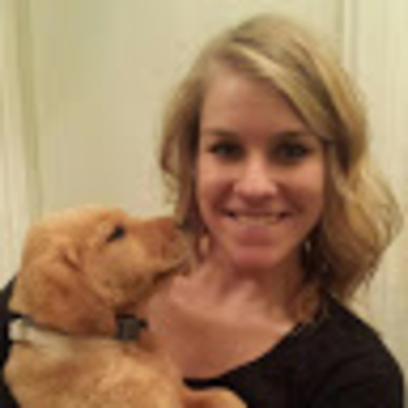 Profile Picture of Abigail Roberts (@robertsmabigail) on Poshmark