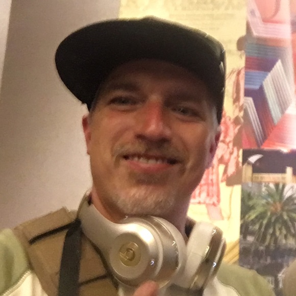 Profile Picture of Peter Wainwright (@pistolp202) on Poshmark