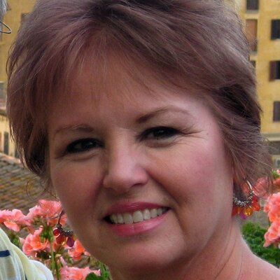 Profile Picture of Libby Blair (@@libster13) on Twitter