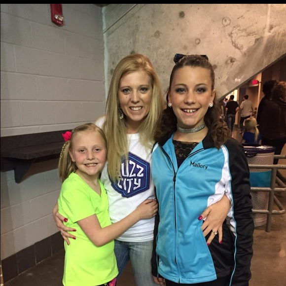 Melissa Nelon - Poshmark Profile Picture of Melissa Nelon (@mlanning) on Poshmark