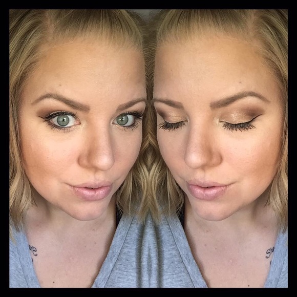 Profile Picture of Heather Dercks (@hdercks77) on Poshmark