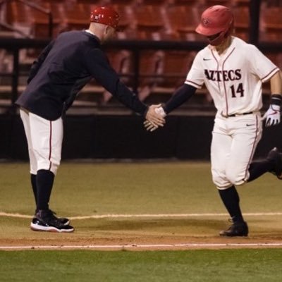 Profile Picture of Joe Oliveira (@coach_oliveira) on Twitter