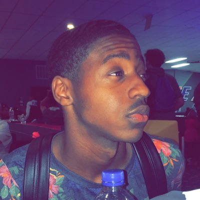Profile Picture of Tyler Faulk (@derae_faulk) on Twitter
