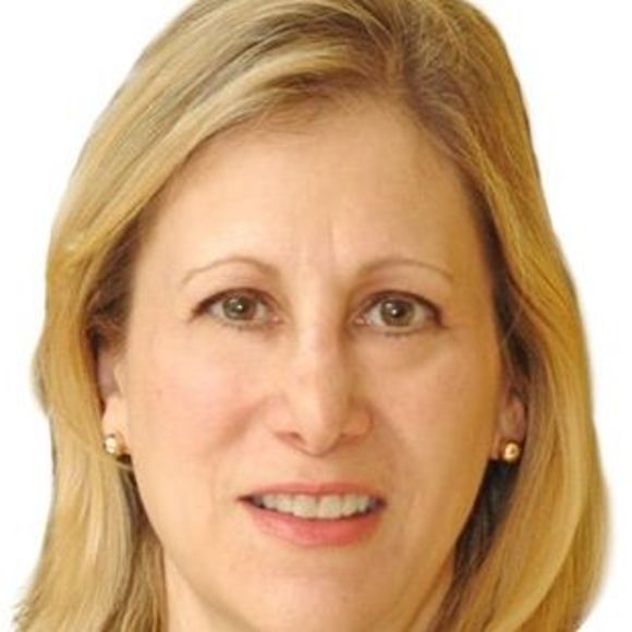 Profile Picture of Robin Mitnick (@robinjoym) on Poshmark