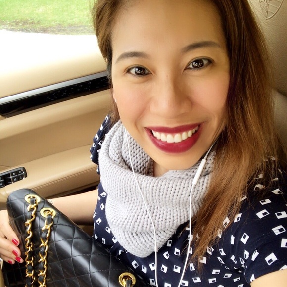 Profile Picture of C# Wong (@ruksakul) on Poshmark