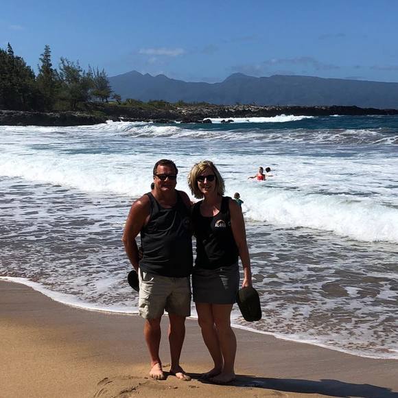 Profile Picture of Linda Renkas (@clrenkas) on Poshmark