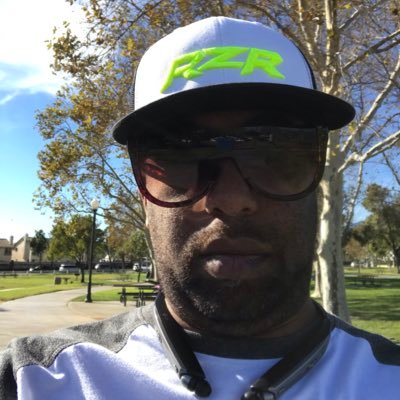 Profile Picture of Charles Goolsby (@3sweetchucks) on Twitter