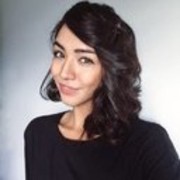 Profile Picture of Noelle Cooper (@noelle7cooper) on Poshmark