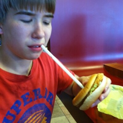 Profile Picture of Ben Breuer (@littleben24) on Twitter