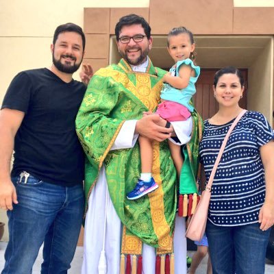 Profile Picture of Fr. Derlis Garcia (@derlist) on Twitter