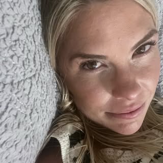 Profile Picture of Kimberly (@kimberly.schlegel) on Instagram