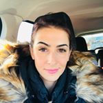 Profile Picture of Stephanie Lampron (@stephanielyn11) on Instagram