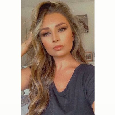 Profile Picture of Jenny (@jenny_claxton) on Twitter