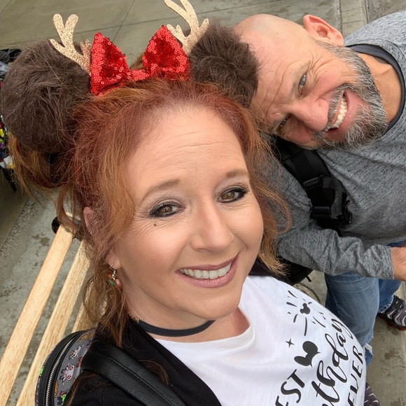 Profile Picture of Paula Malley (@redheadthang) on Poshmark