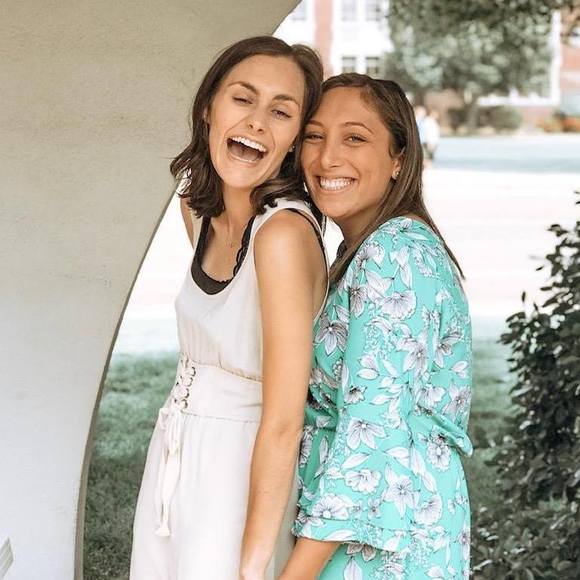 Profile Picture of Sophia Chumich (@sophiachumich) on Poshmark