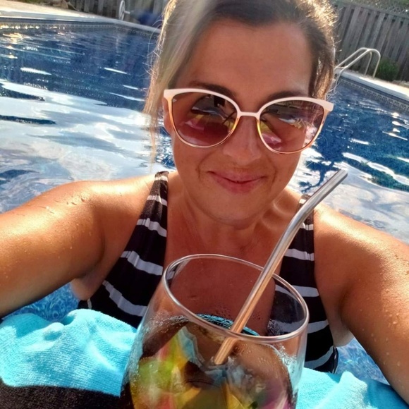 Profile Picture of Tina Trudel-peckham (@tinapeck78) on Poshmark