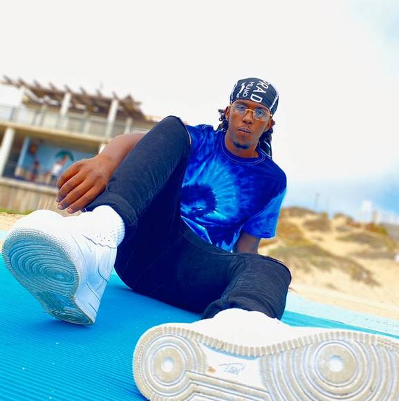 Profile Picture of Ismail Ugas (@ismailugas) on Poshmark
