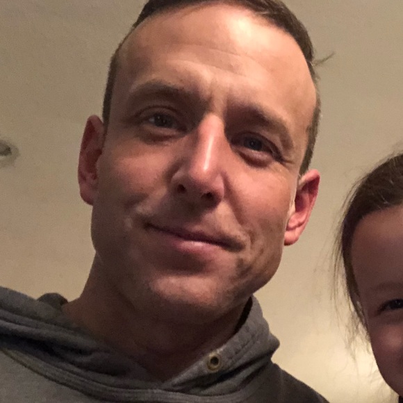 Profile Picture of Steve Radzikowski (@stever01) on Poshmark