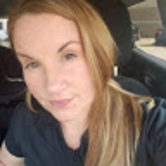 Profile Picture of Dori Ossmann (@coachdorio) on Poshmark