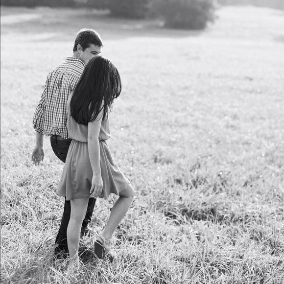 Profile Picture of Anna Uhlig (@altuhlig) on Poshmark