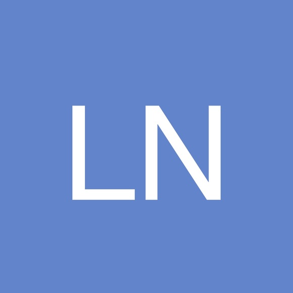 Profile Picture of Lindsey Nicholas (@lmnicholas) on Poshmark