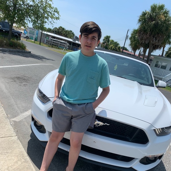 Profile Picture of Michael Ragusa (@_michaelragusa_) on Poshmark