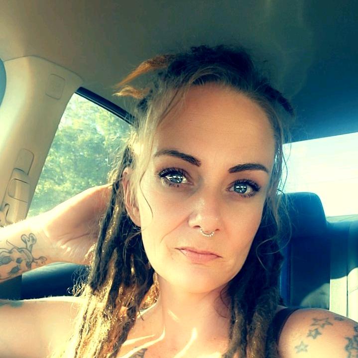 Profile Picture of Mackenzie Huckeby (@mackenziesimpsonhuckeby) on Tiktok