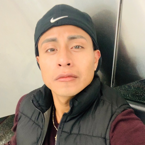 Profile Picture of Cristobal Ortiz (@ramoscris) on Poshmark