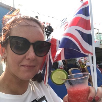 Profile Picture of Leeann Stapleton (@leeannw1981) on Twitter