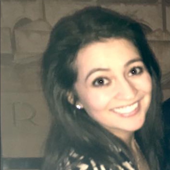 Profile Picture of Aya Ahram (@aahram) on Poshmark