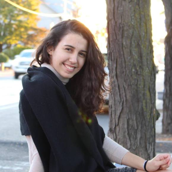 Profile Picture of Camila Lima (@mclimacamila) on Poshmark