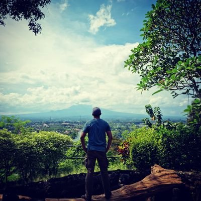 Profile Picture of Kang yan (@yanuar_ischak) on Twitter