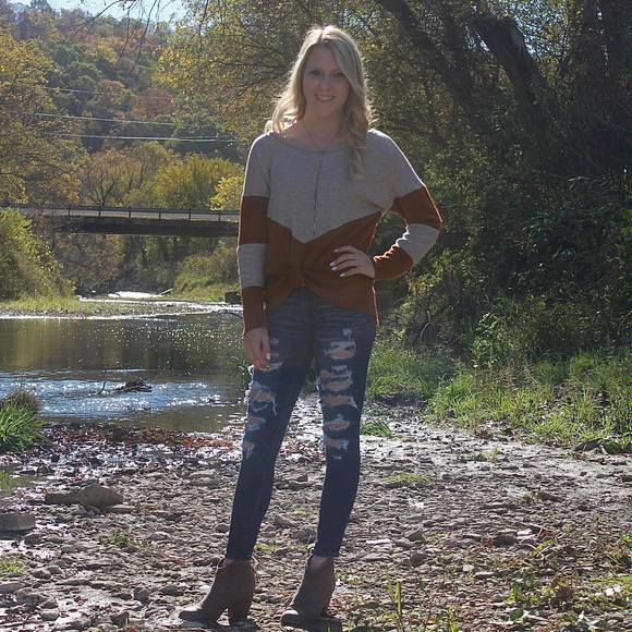 Profile Picture of Braeley Ehrie (@braeley019) on Poshmark