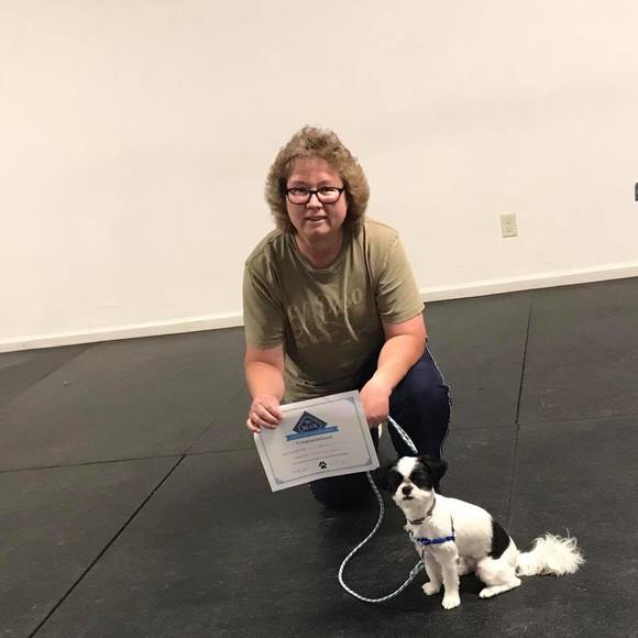 Profile Picture of Paula Rednour (@rednourpaula) on Poshmark