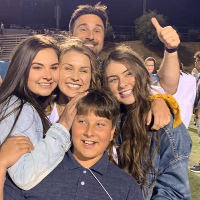 Profile Picture of Fabio Robles, Ed.D (@fabio4kids) on Twitter