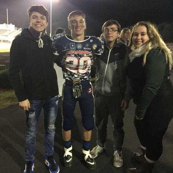 Profile Picture of Tyler Walter (@waltertyler) on Poshmark