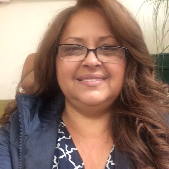 Profile Picture of Maria Quintana (@mquintana03) on Poshmark