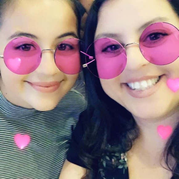 Profile Picture of Lydia Fimbres (@lf5418) on Poshmark