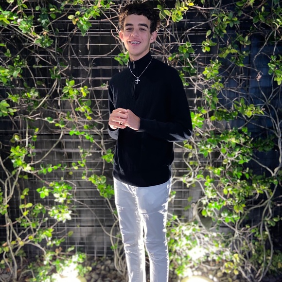 Profile Picture of Phillip Ayad (@phill_shab) on Poshmark