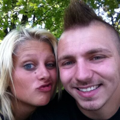 Profile Picture of Amanda Allender (@@Amanda32Amanda) on Twitter