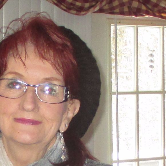 Profile Picture of Nancy Pence (@grannypence46) on Poshmark