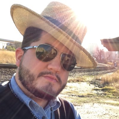 Profile Picture of Alejandro Silva (@SimplementeDude) on Twitter