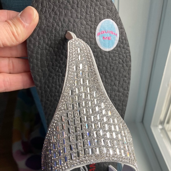 Profile Picture of Anne Schmidt (@aeschmidty) on Poshmark